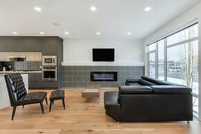 New Luxury Townhome 29