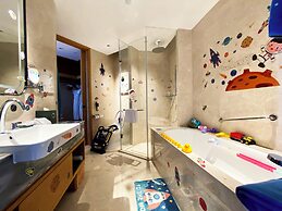 Crowne Plaza Huzhou by IHG