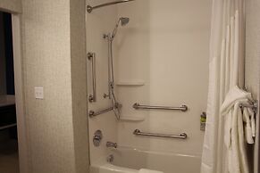 Holiday Inn Express & Suites Phoenix - Airport North by IHG