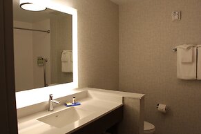 Holiday Inn Express & Suites Phoenix - Airport North by IHG