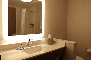 Holiday Inn Express & Suites Phoenix - Airport North by IHG