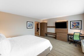 Holiday Inn Express & Suites Phoenix - Airport North by IHG