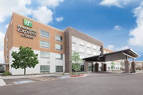 Holiday Inn Express & Suites Phoenix - Airport North by IHG
