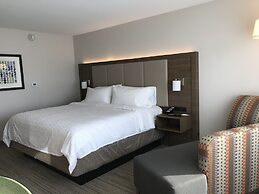 Holiday Inn Express & Suites Phoenix - Airport North by IHG