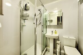 Dean Village Studio Apartment