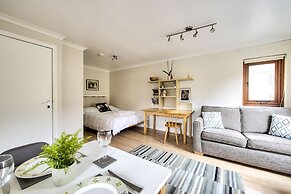 Dean Village Studio Apartment