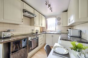 Dean Village Studio Apartment