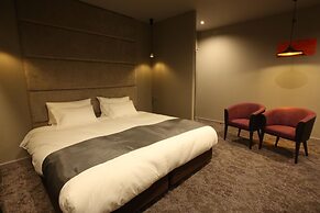 Hotel Banister Kyoto