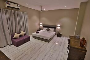 Hotel President Cottage Resort