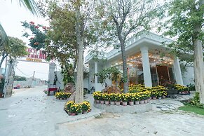 Suoi TIen Hills Hotel