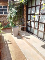 8 Soenie Avenue Self Catering