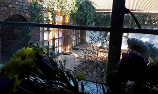 8 Soenie Avenue Self Catering