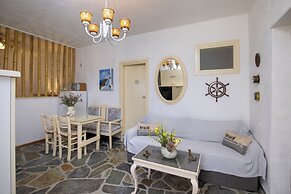 Aegean View Seaside Apartment Syros