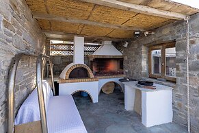 Aegean View Seaside Apartment Syros