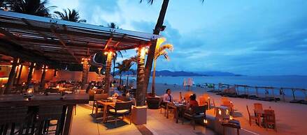 Ideal Time Apartment