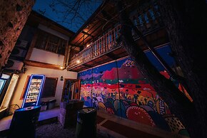 Kuyu Beergarden Hostel