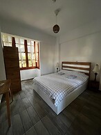 Kuyu Beergarden Hostel