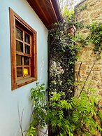 Kuyu Beergarden Hostel