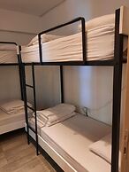 Kuyu Beergarden Hostel