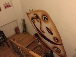 Kuyu Beergarden Hostel