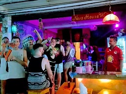 K & M House - Hostel