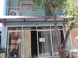 K & M House - Hostel