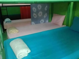 K & M House - Hostel