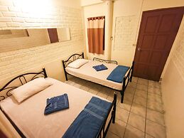 Jaya Hostel - Adults Only