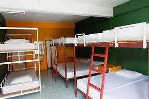 Jaya Hostel - Adults Only