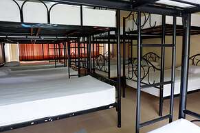 Jaya Hostel - Adults Only