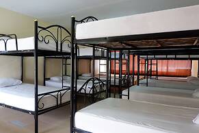 Jaya Hostel - Adults Only