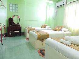 Nay Chi Linn Hotel