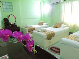 Nay Chi Linn Hotel