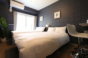 Elizabeth Garden Shinsaibashi