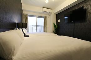 Elizabeth Garden Shinsaibashi