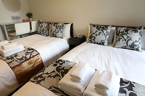 Elizabeth Garden Shinsaibashi