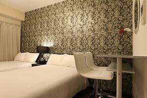 Elizabeth Garden Shinsaibashi