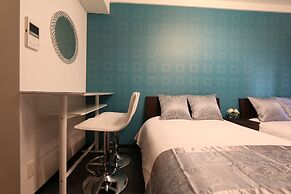 Elizabeth Garden Shinsaibashi