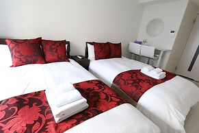 Elizabeth Garden Shinsaibashi