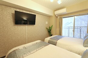 Elizabeth Garden Shinsaibashi