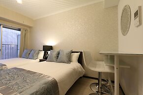 Elizabeth Garden Shinsaibashi