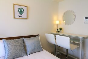 Elizabeth Garden Shinsaibashi