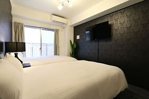 Elizabeth Garden Shinsaibashi