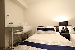 Elizabeth Garden Shinsaibashi