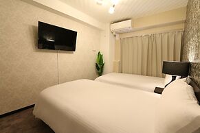 Elizabeth Garden Shinsaibashi