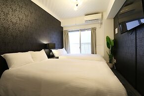 Elizabeth Garden Shinsaibashi