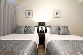 Elizabeth Garden Shinsaibashi