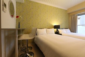 Elizabeth Garden Shinsaibashi