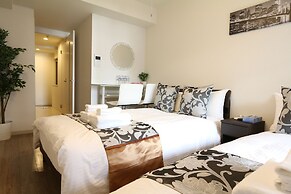 Elizabeth Garden Shinsaibashi