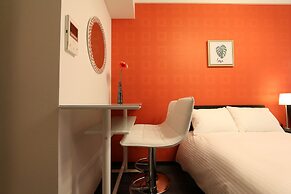 Elizabeth Garden Shinsaibashi